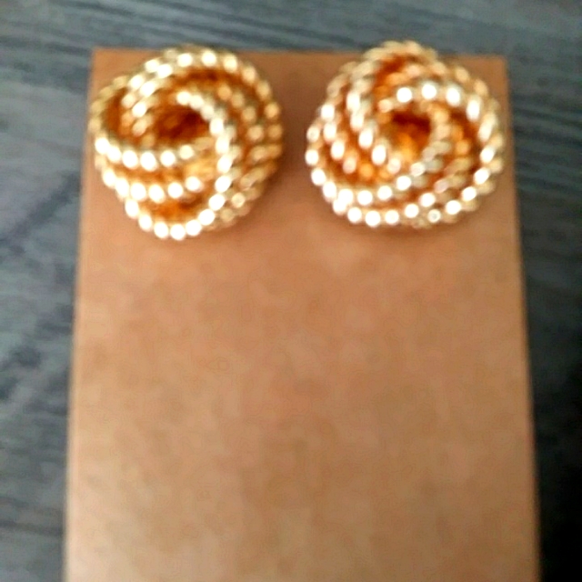 Post Earring